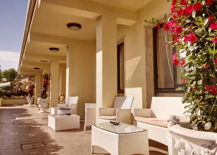 Pironi Ξενοδοχείο